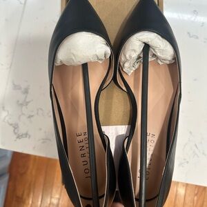 Journee Collection Women's Black Heels